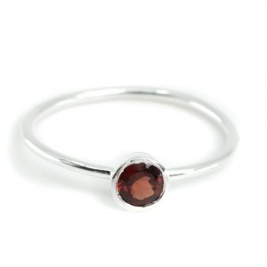 Birthstone Ring Garnet January- 925 Silver - (Size 17)